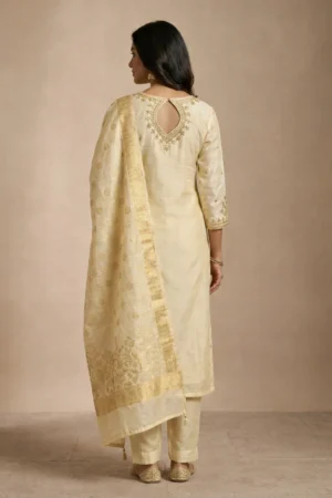 yftvcdesxtdyrqrkexij